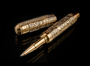 Pluma Maya